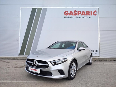 Mercedes-Benz A 200d Progressive Limousine